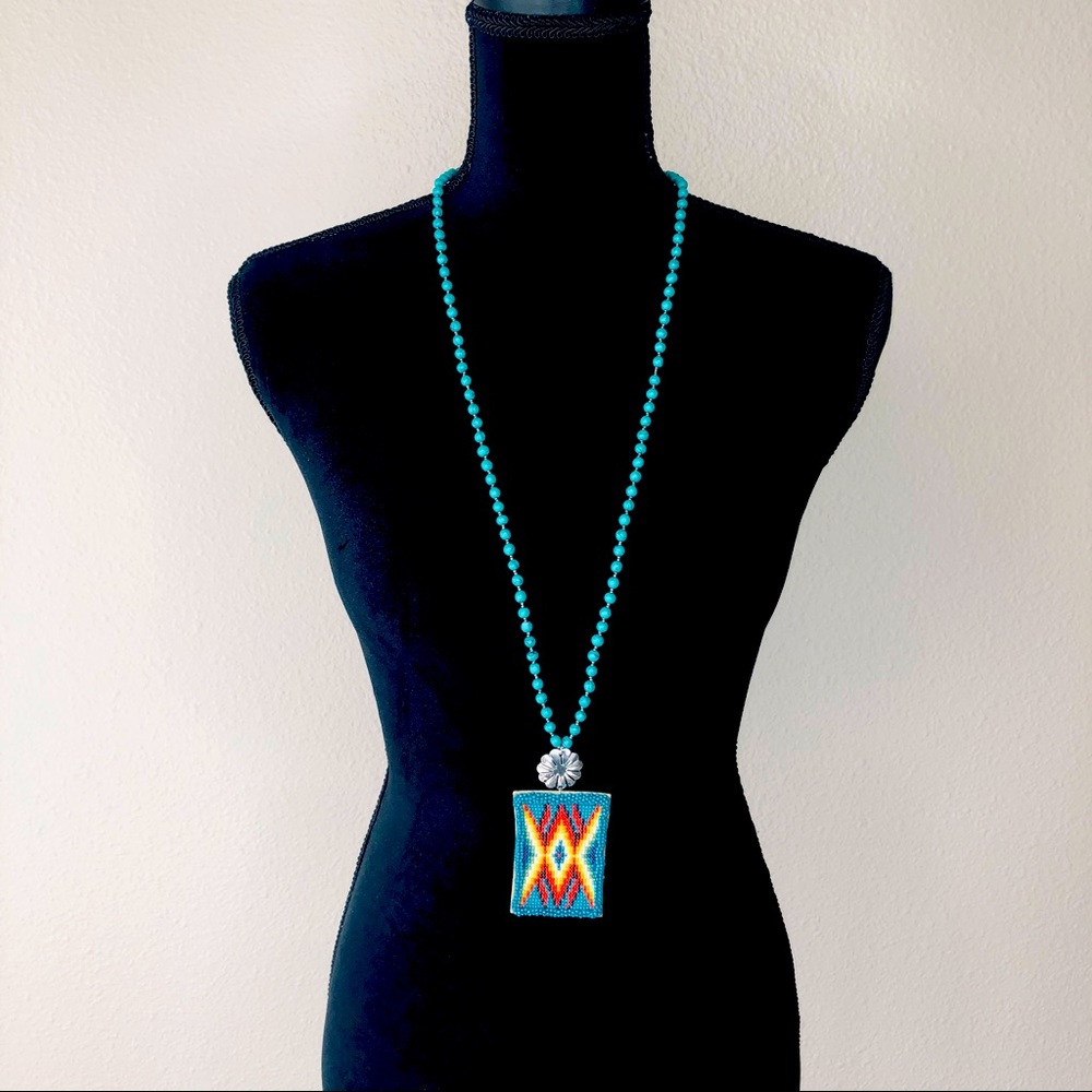 BEADED PENDANT NECKLACE SET